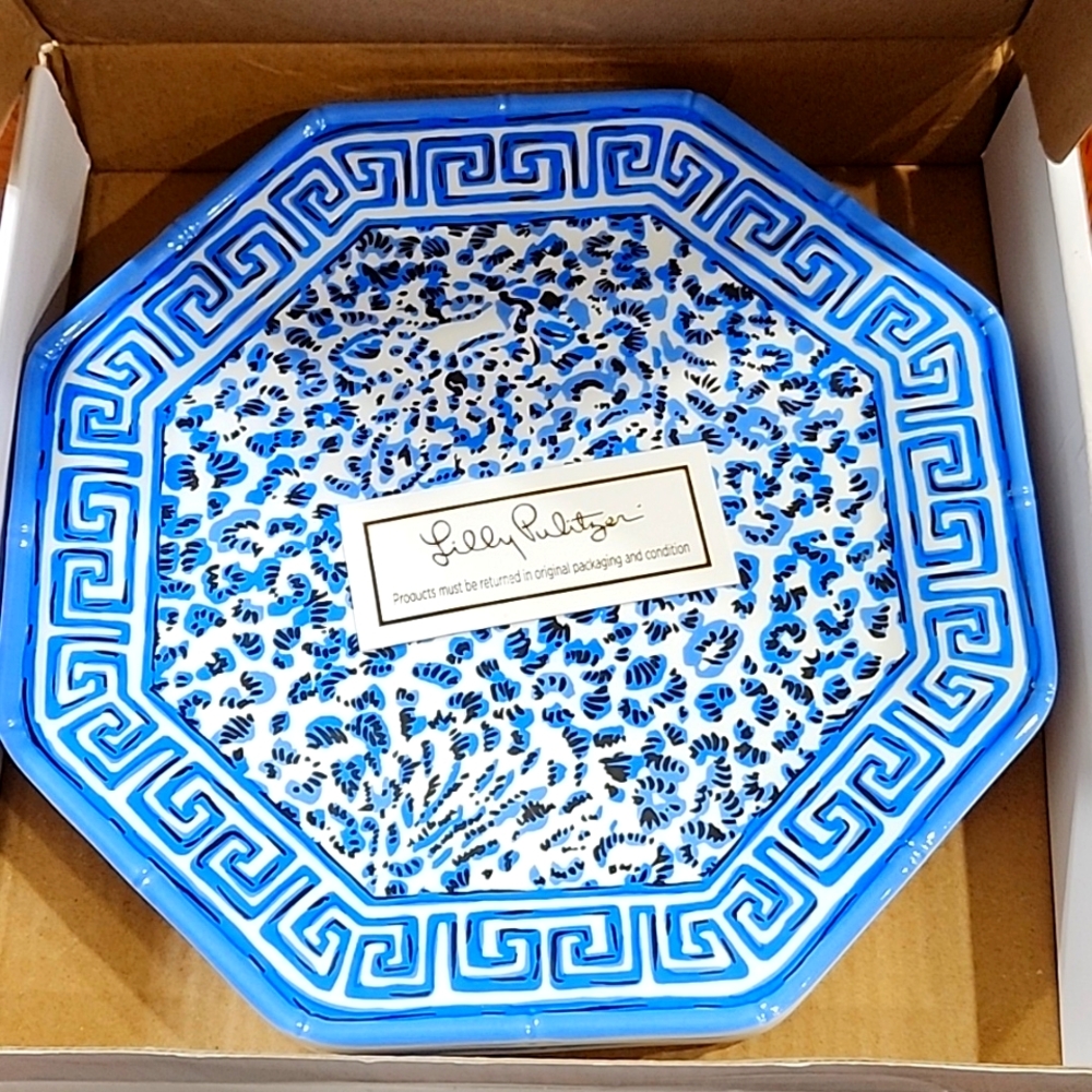 Set of 4 Melamine Plates 8” diameter 100% melamine Resort white twisted